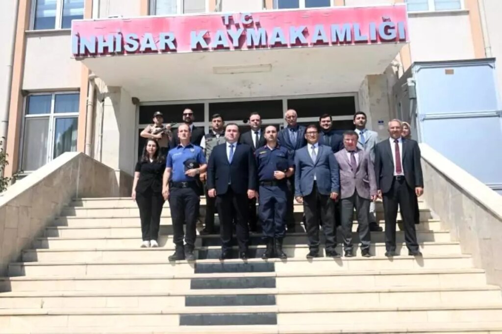 inhisara yeni kaymakam atandi j7RiOstd