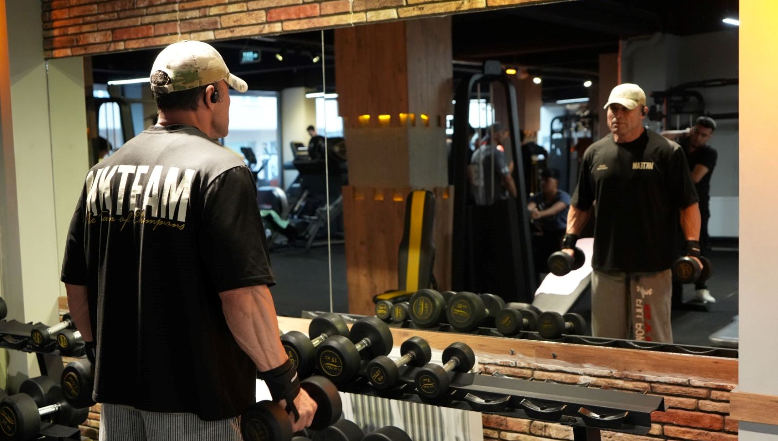 emniyet mudur yardimcisi turkiye sampiyonu oldu 3TPezi3O