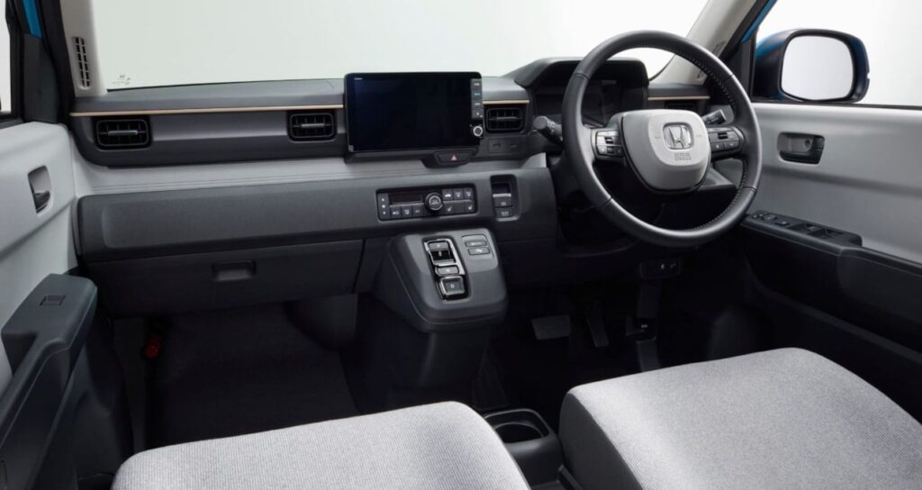 menzili 295 kilometre otomotiv devi yeni aracini ucuzdan satisa koydu pcVSdVif