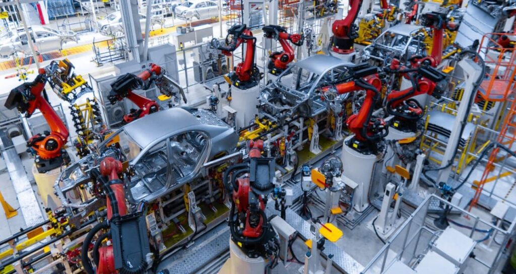 otomotiv devi iflas riski nedeniyle iki fabrikasini kapatacak LjY7TFID