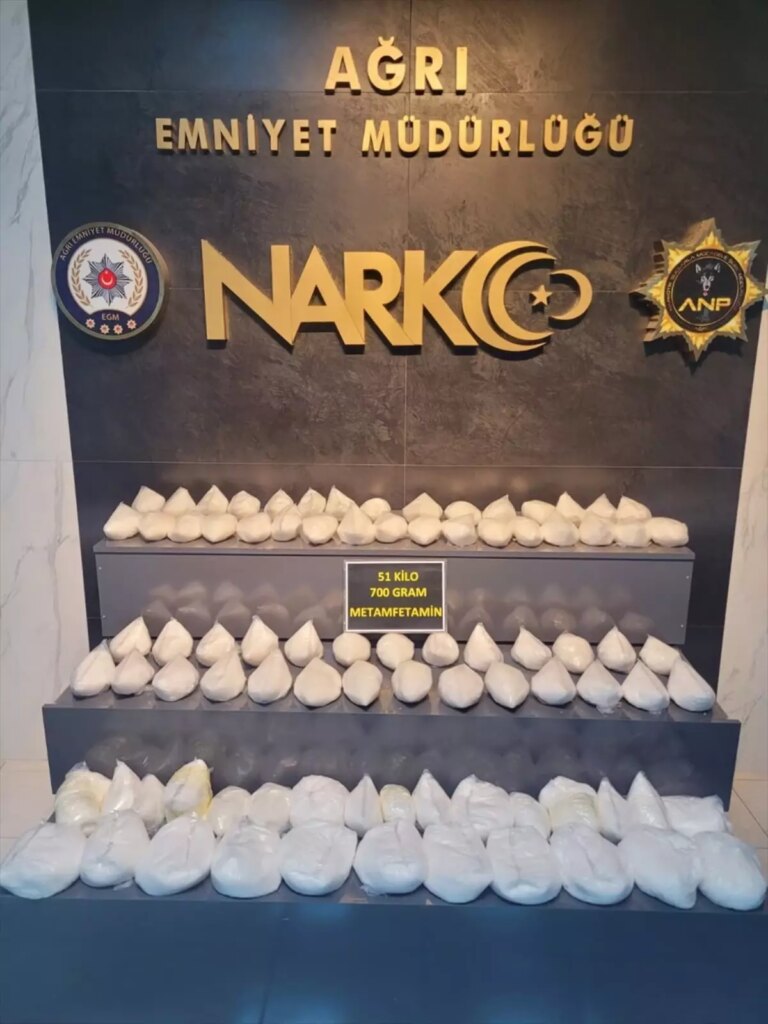 agrida uyusturucu operasyonu 5 tutuklama tvdmBh1F.jpg