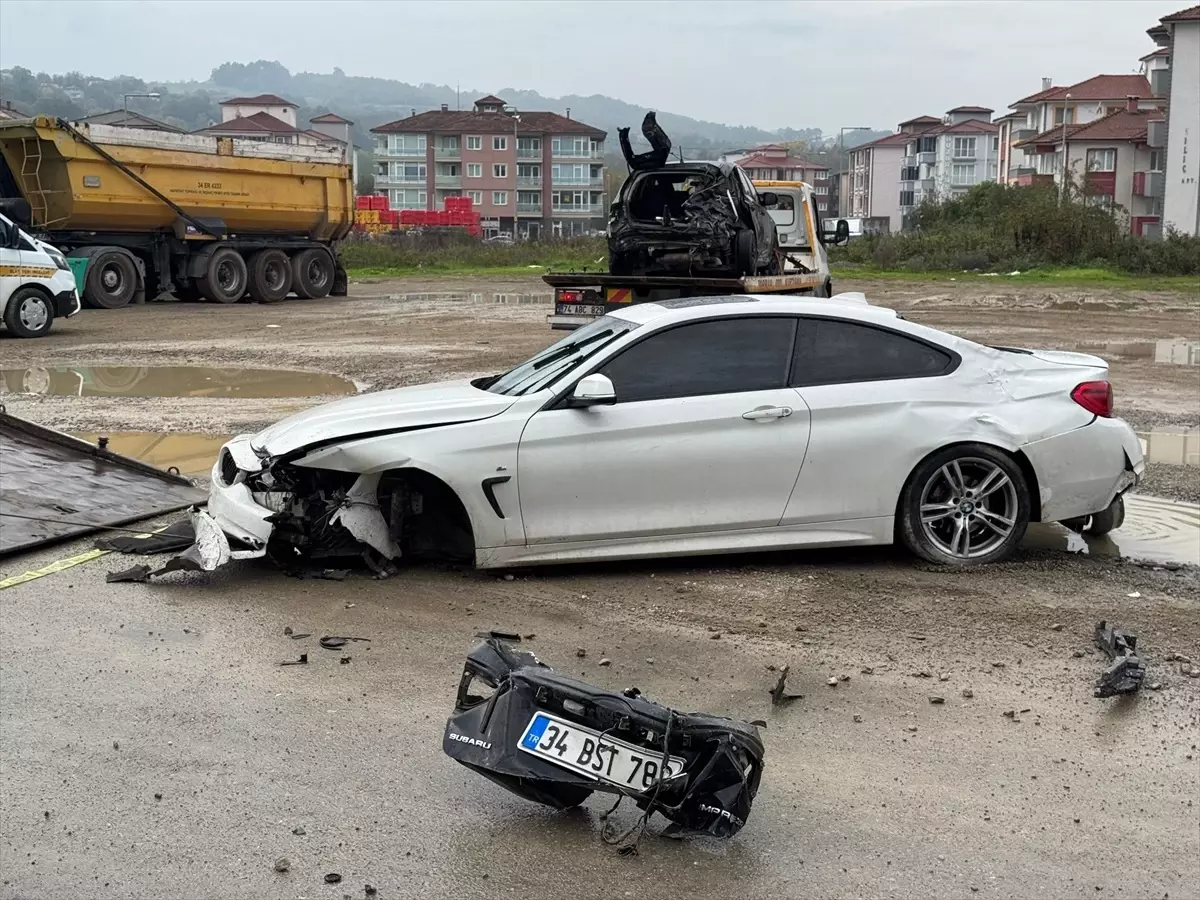 bartinda alkollu surucu kaza yapti genc kiz hayatini kaybetti mWjsBrSg.jpg