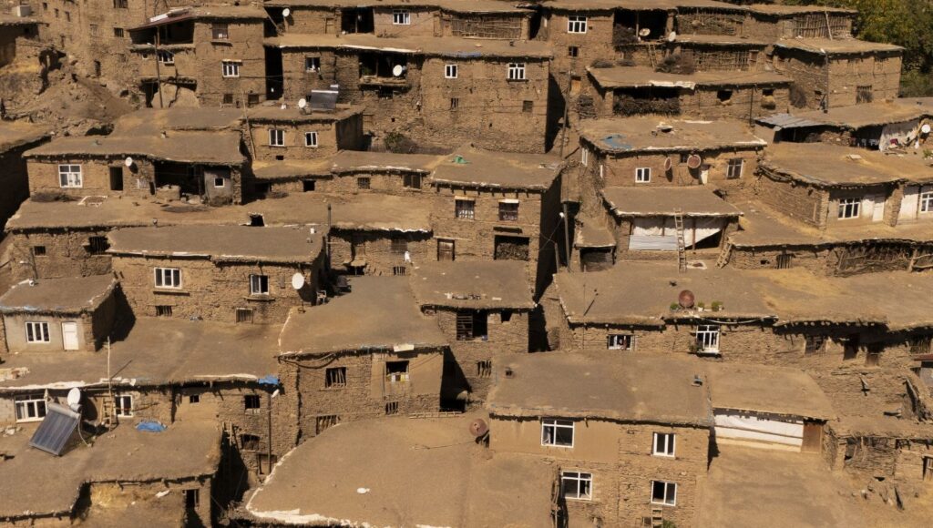 bitlis hizandaki tas evler yuzyillara meydan okuyor i8S7r79S