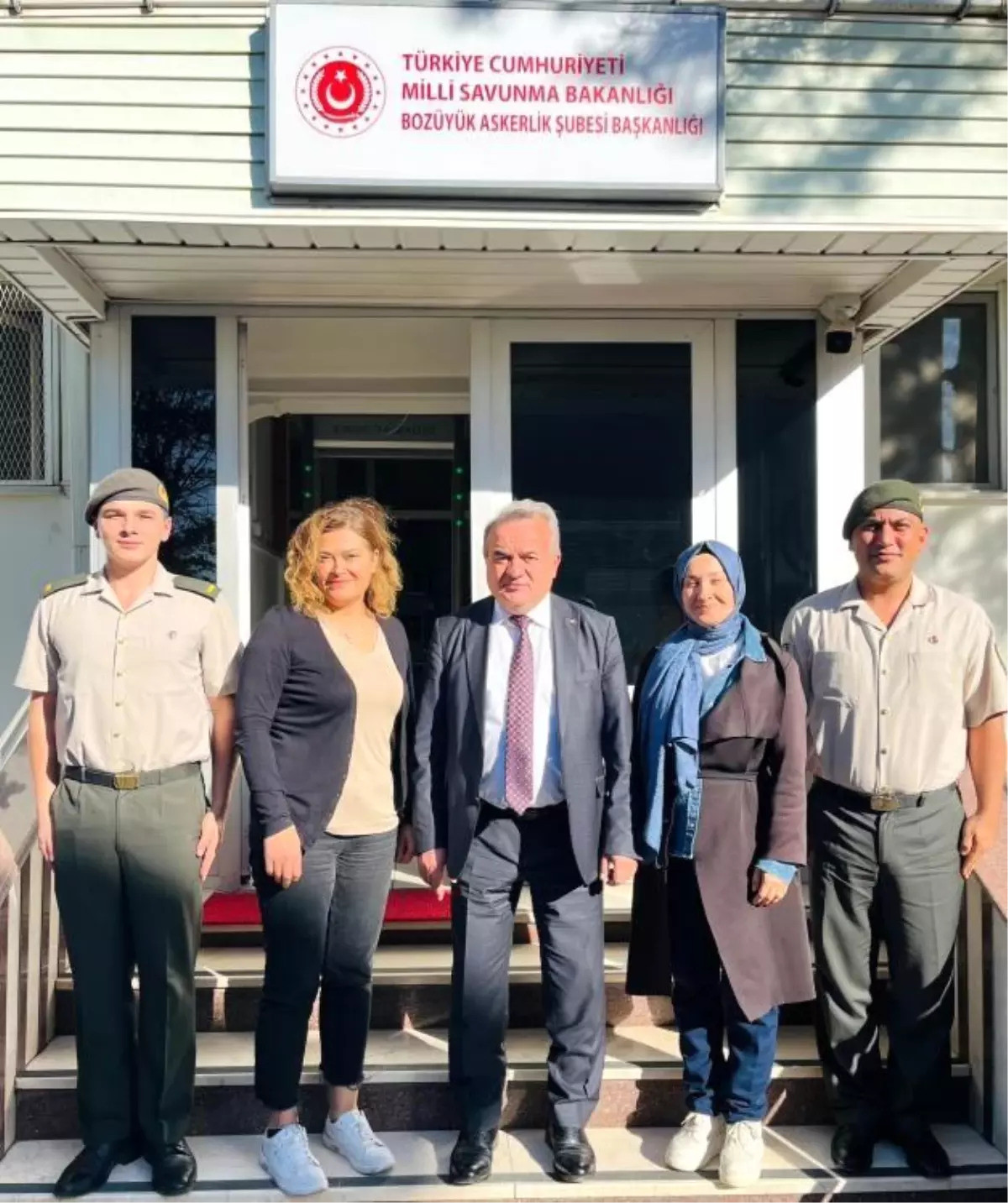 kaymakam ozturkten askerlik ve trafik denetleme istasyonuna ziyaret Cqlvyrqw