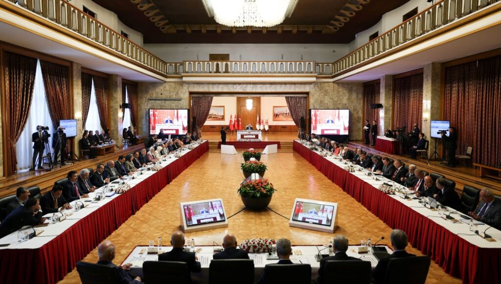 komisyonda gundem imrali ziyareti sum3Lsmg