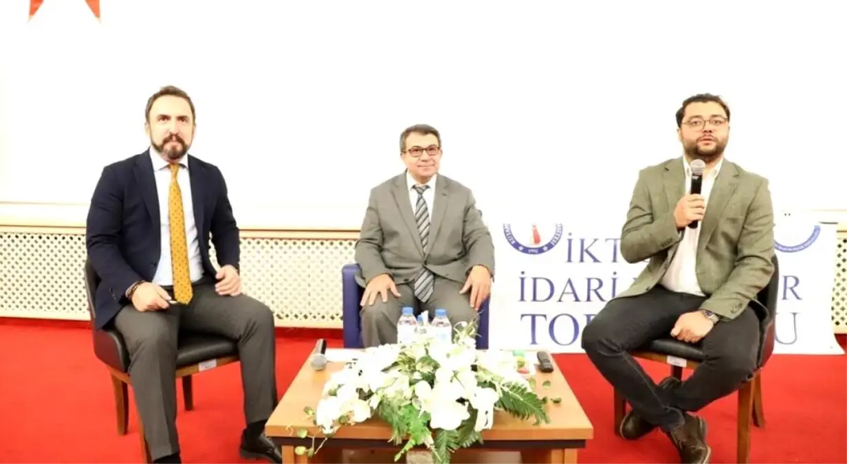 kutahya dumlupinar universitesinde kamuda kariyer soylesisi 7uduQJAm.jpg