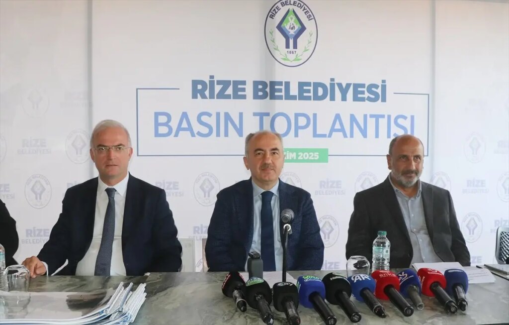 rize belediye baskani rahmi metin surdurdukleri calismalari degerlendirdi aciklamasi 3vJlWIsW.jpg