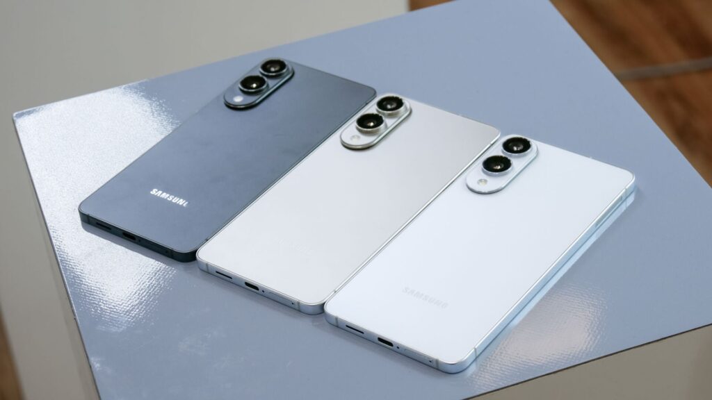 samsungdan surpriz karar galaxy s26 edge rafa kalkiyor keyrJIJY.jpg