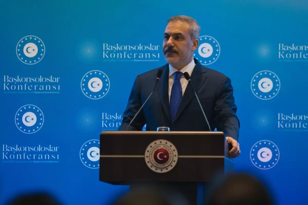 baskonsoloslar konferansi ankarada basladi p9CBp2e8.jpg