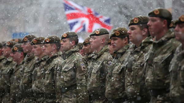 İngiltere’de ‘Ordu Yetersiz’ İddialarıyla Farkındalık Kampanyası Başlatıldı