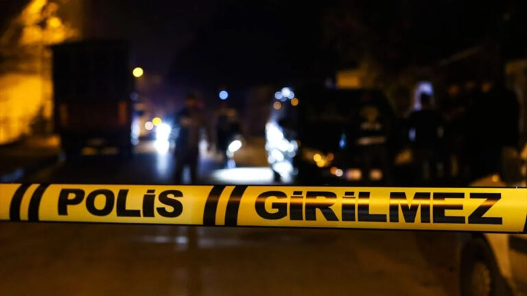 polis-ogrencileri-voleybol-tutkusuna-ortak-oldu-ZHdtWM5N