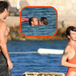 Birce akalay ile hakan kurtasin bodrum tatilinde romantik anlari objektiflere yansidi VeYWKPXt