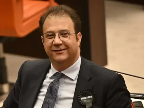 Chpli vekil yeni partiyi hedef aldi once cuma namazina sonra kulube gidiyorlar lJF3wwUy