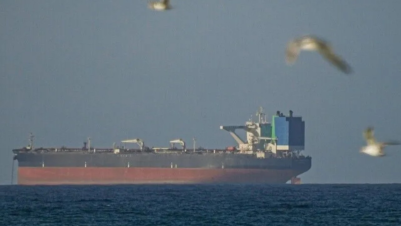 Iran basini petrol tankeri abd ablukasini asti 4HXRAbKn